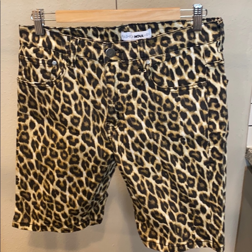 fashion nova leopard print men shorts